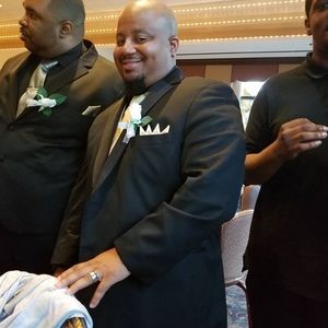 Meet your Posher, Adam